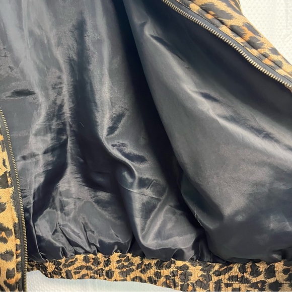 Leopard Print 100% Silk Women’s Puffer Bomber Jacket Oversized Small Y2K - Picture 9 of 10
